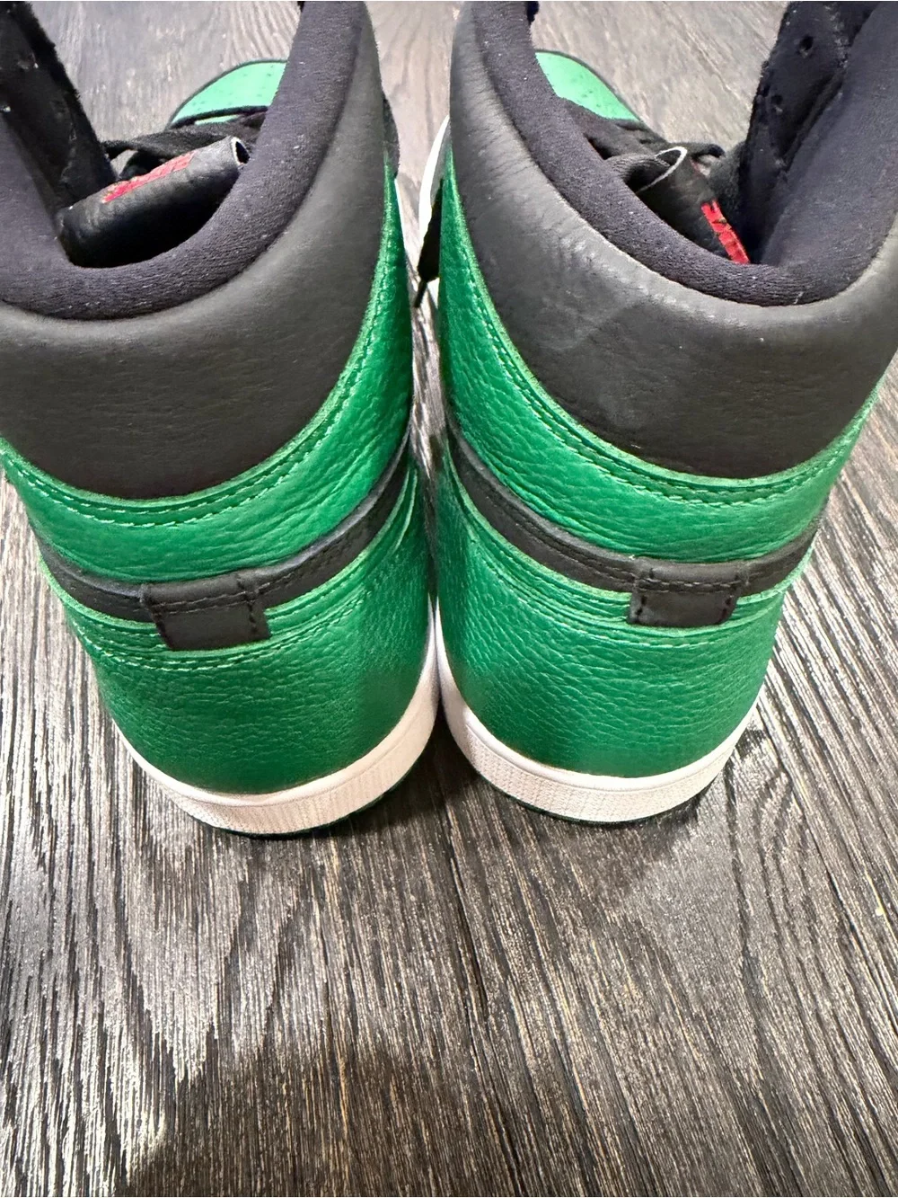 Nike Air Jordan 1 Retro High OG Pine Green 2.0 Men’s Size 12